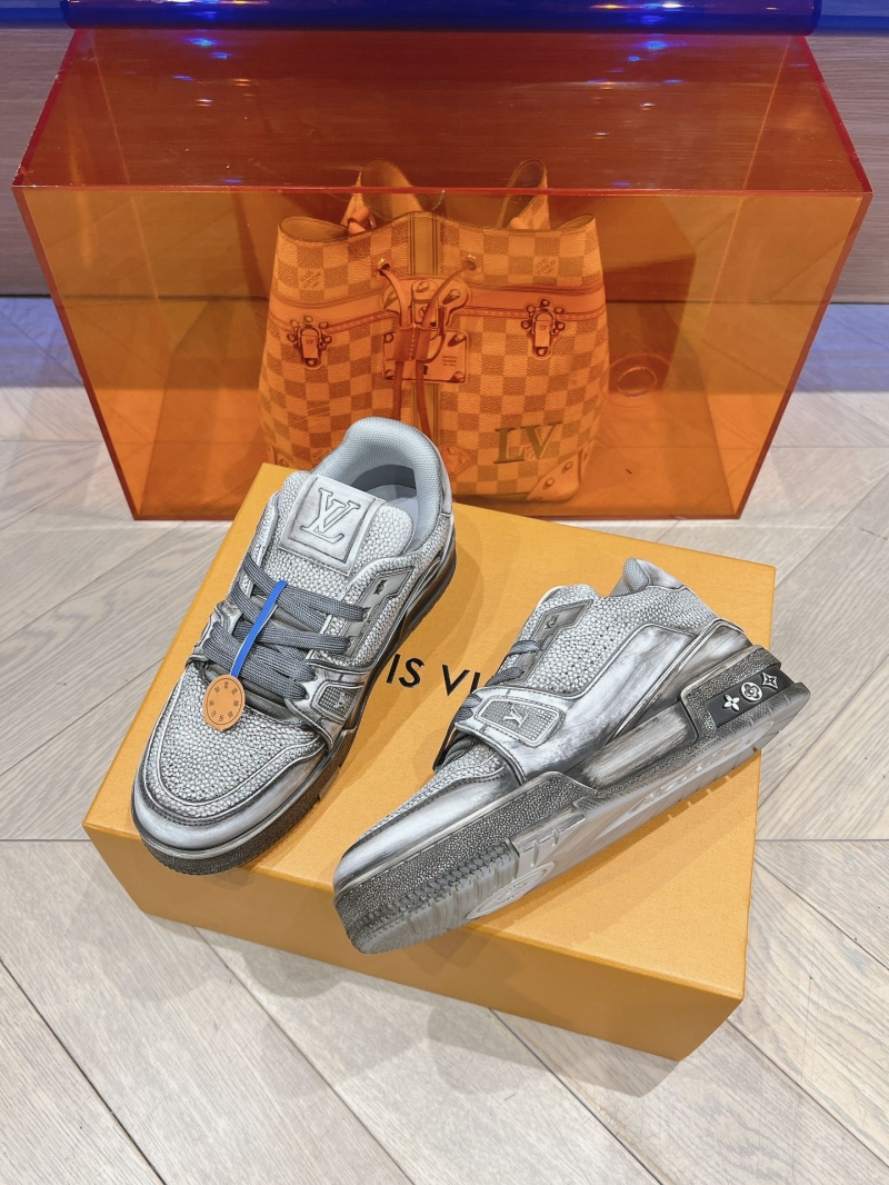 Louis Vuitton Sneakers